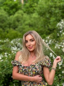 Лучшие эскорт услуги от Катрина работает в Москве