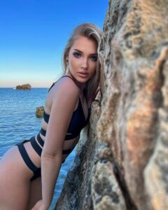 Лучшие эскорт услуги от Мия в Мск