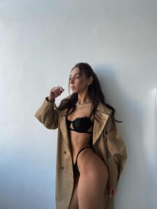 VIP эскорт от Аля в Москве