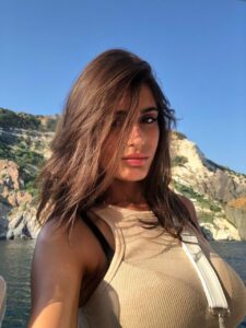 VIP эскорт от Лали private-models.org