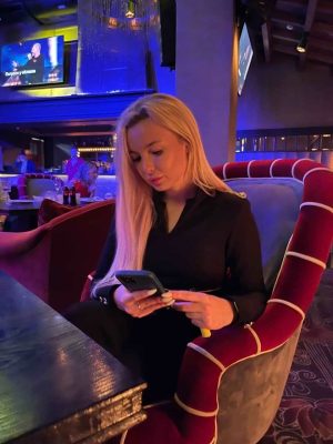 эскорт услуги от Оля работает в Москве