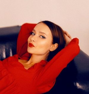 VIP эскорт от Selena в Москве