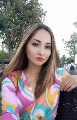 Эскорт модель Зарина в Москве