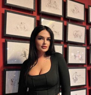 VIP эскорт от Зарина в Москве